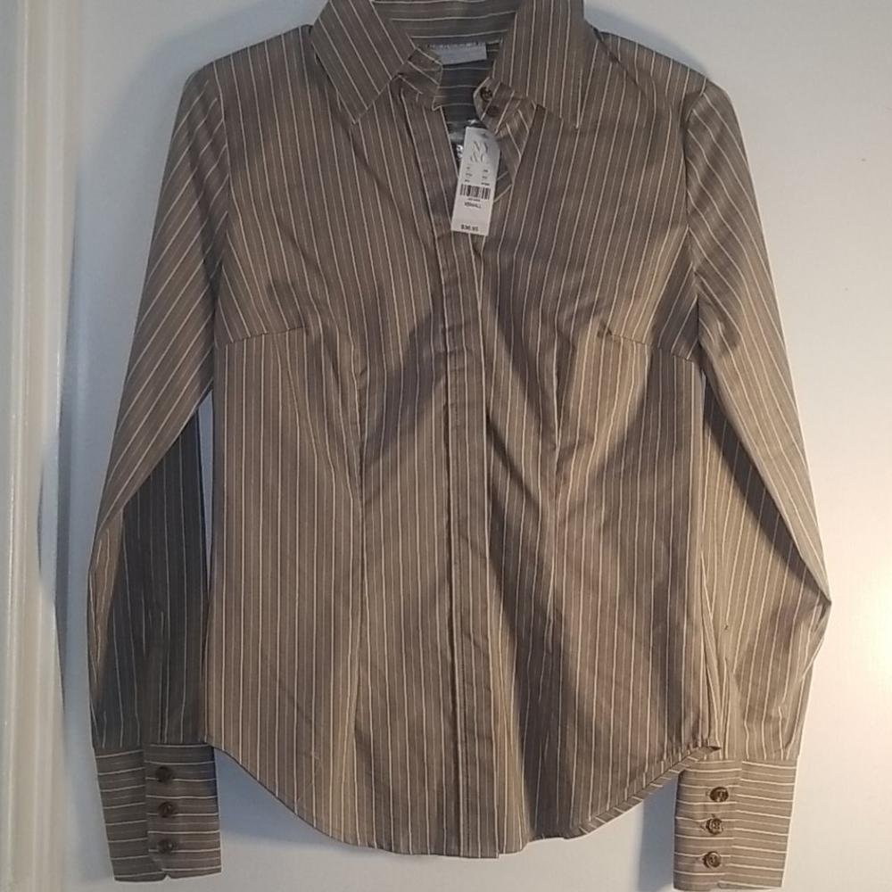 Ladies New York & Co button down dress shirt